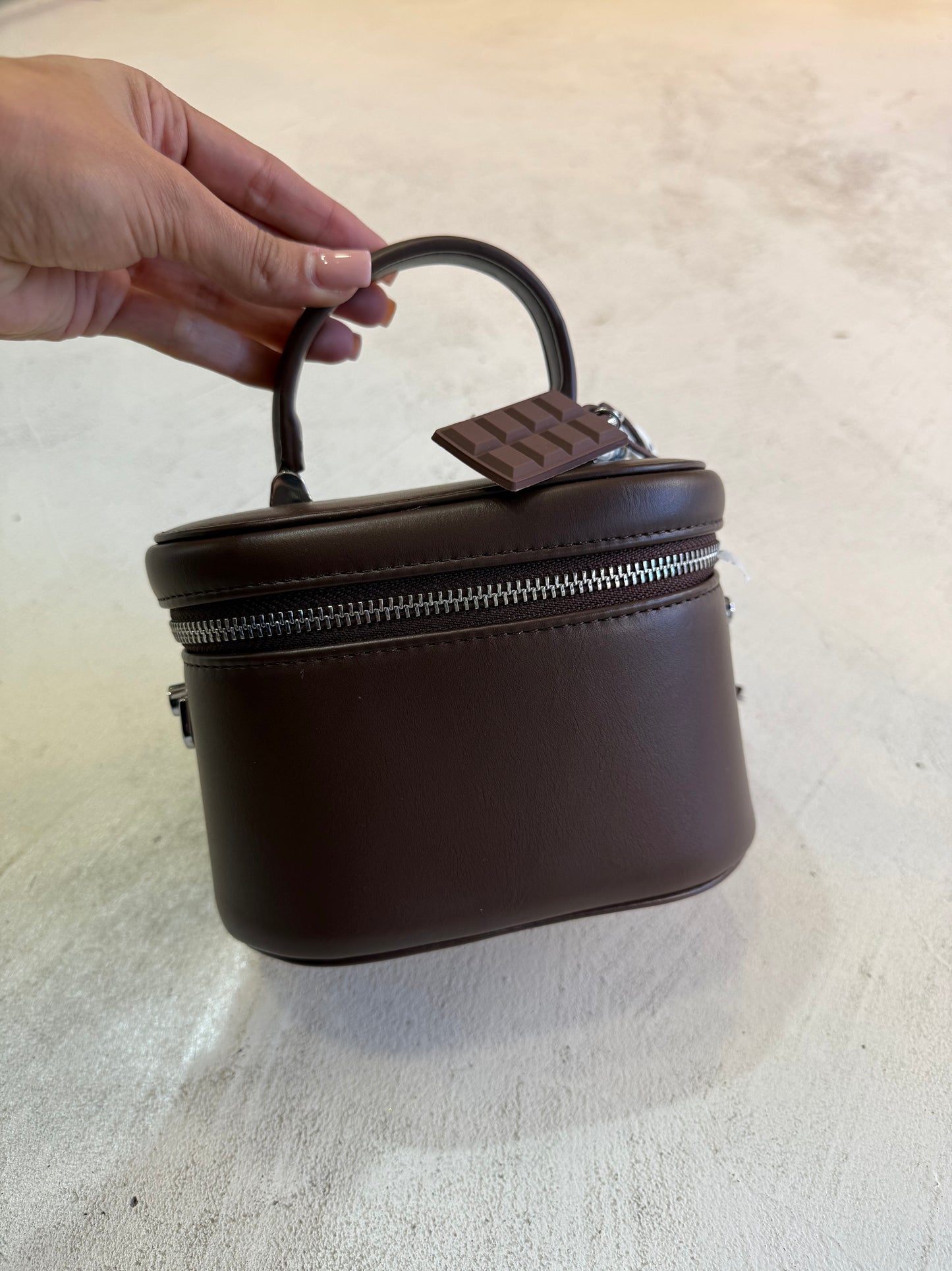 Borsa Elvy