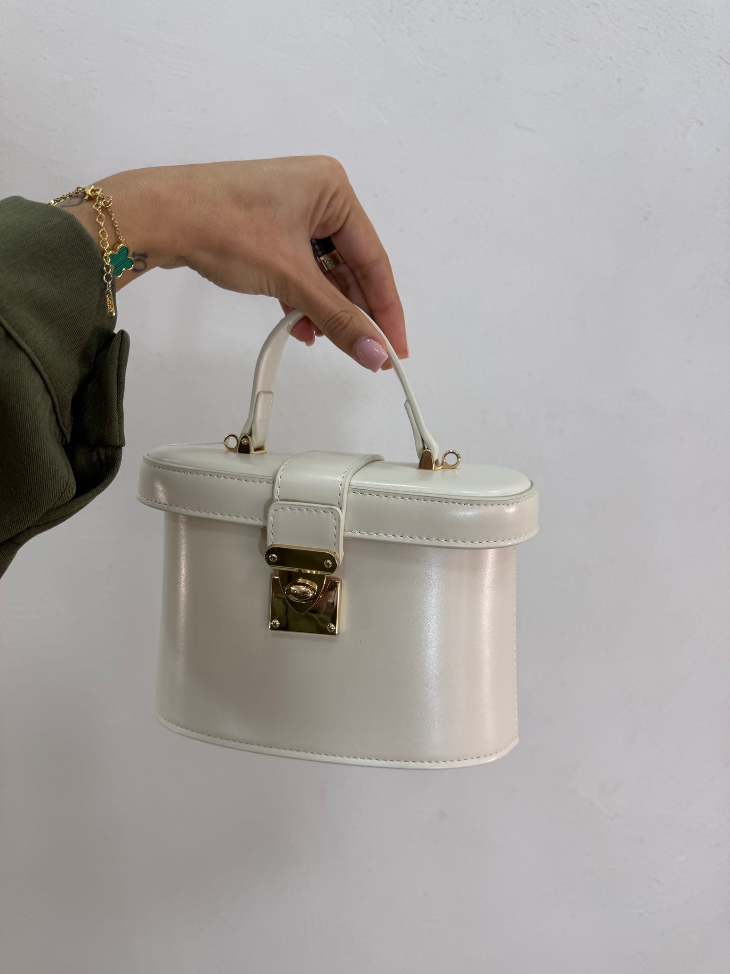 Borsa Leya